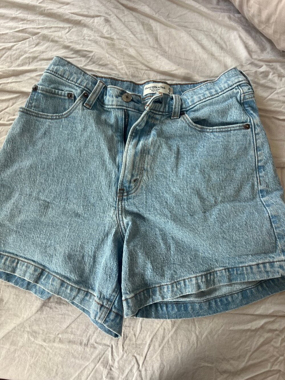 Abercrombie and Fitch Curve Love High Rise Dad Short in Light Wash